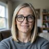 Hannah Lindqvist, AI reviewer